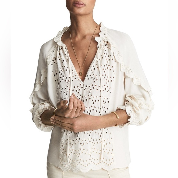 Reiss Tops - NWT REISS Flora Eyelet Scalloped Sleeves Ivory Cream Top Blouse - Size 4